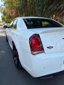 كرايسلر 300